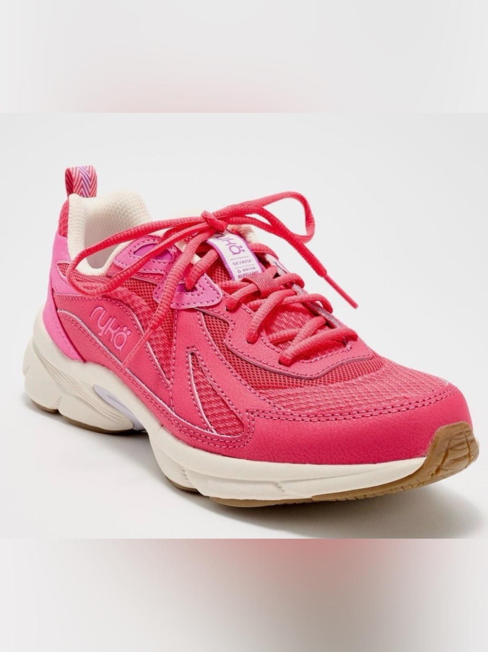 NWT Ryka Skyrise Water-Repellent Walking Sneakers - Raspberry Pink Size 9.5W
